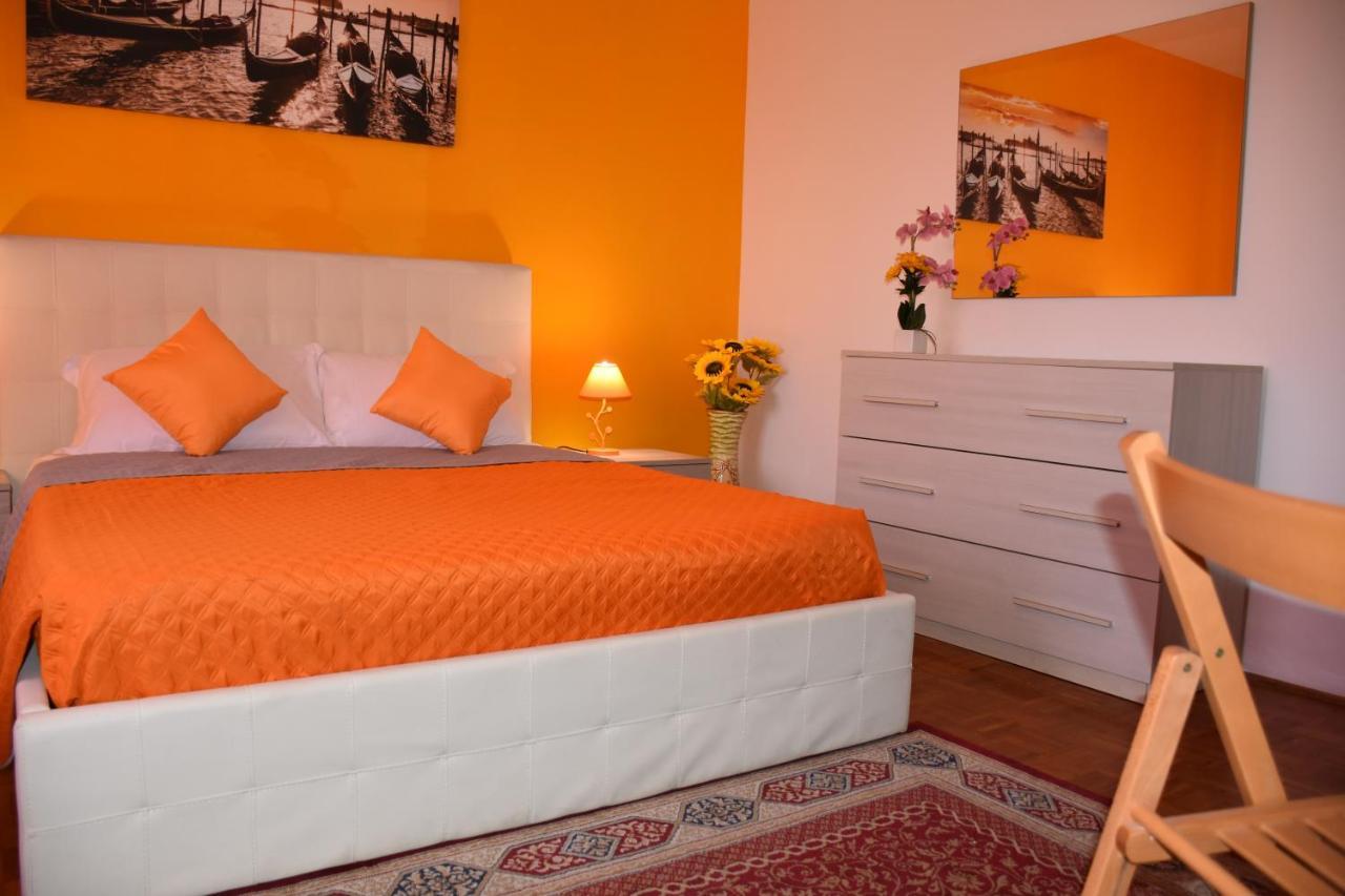 Venice Day Apartment เมสเตร ภายนอก รูปภาพ
