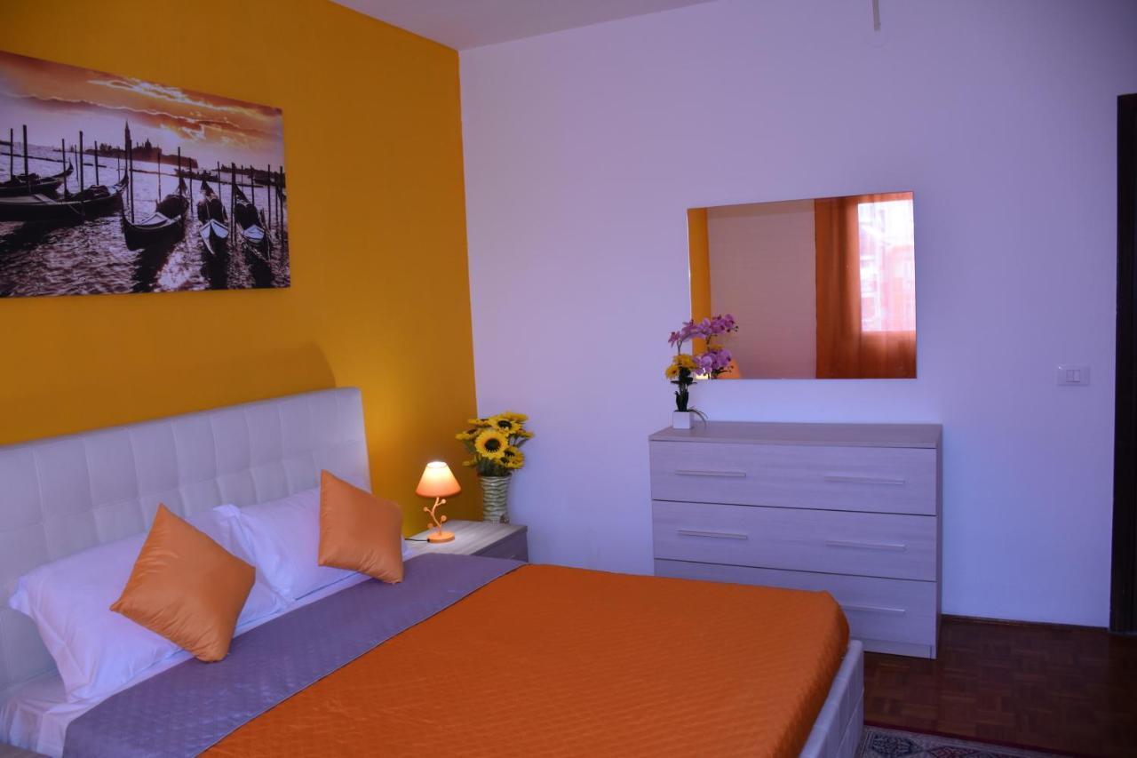 Venice Day Apartment เมสเตร ภายนอก รูปภาพ