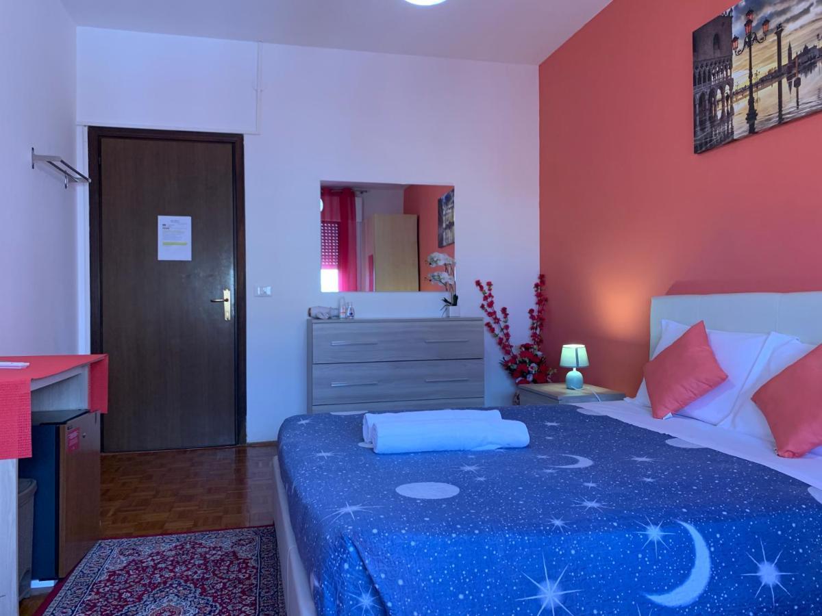 Venice Day Apartment เมสเตร ภายนอก รูปภาพ
